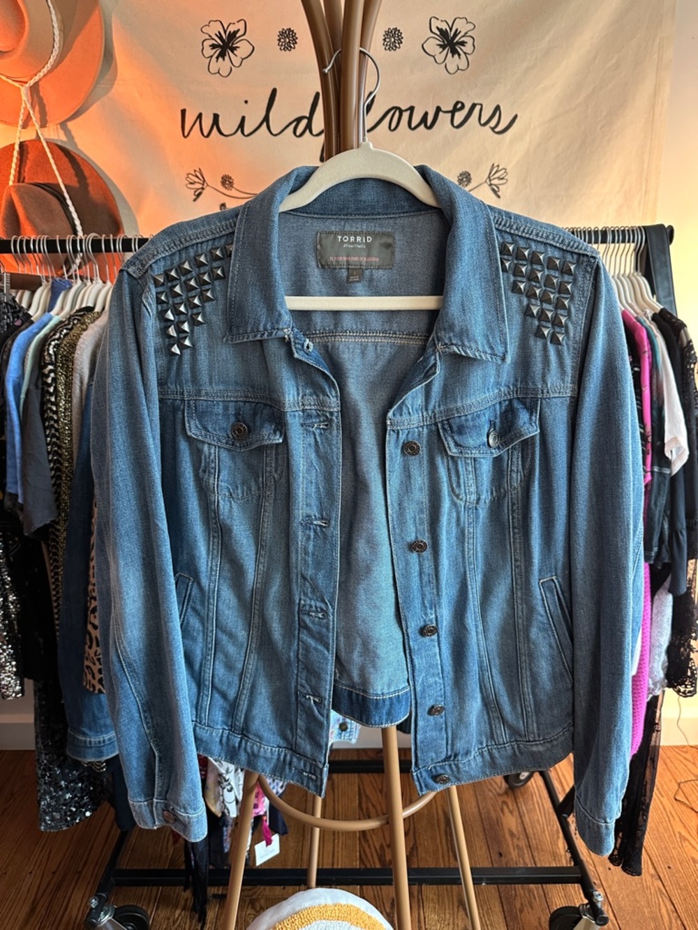 Torrid Studded Jean Jacket✨